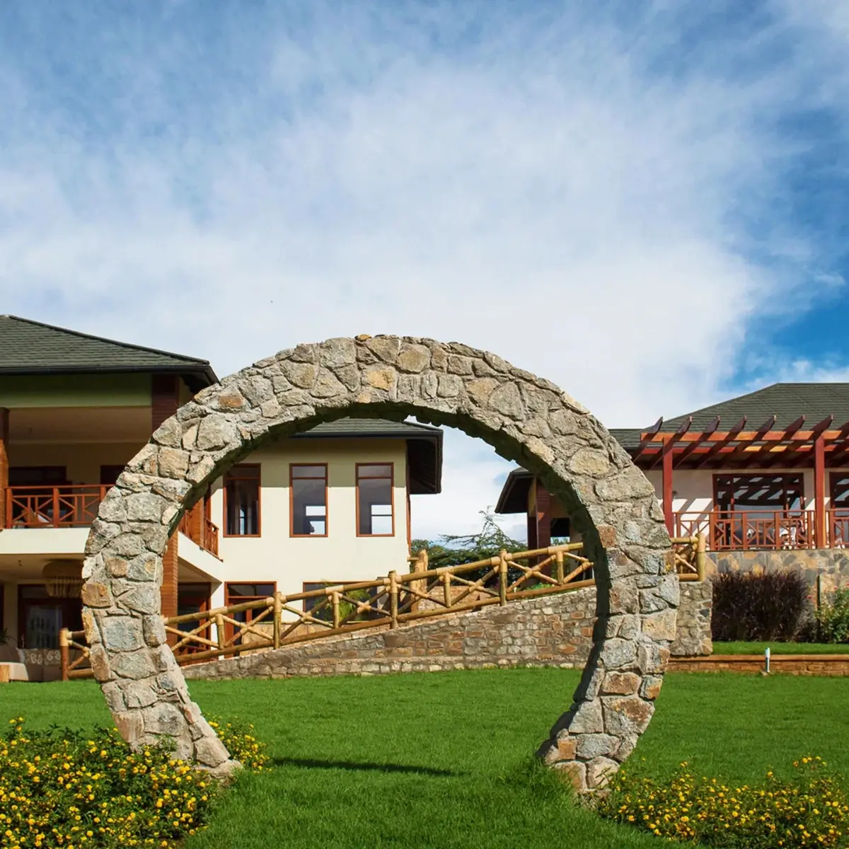 Acacia Fram Lodge 2